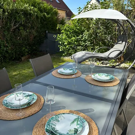 Maison Moderne Avec Jardin Prázdninový dům *